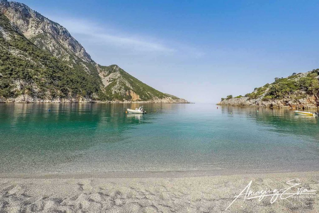 Η εξωτική παραλία Θαψά στην Εύβοια, Amazing beach Thapsa in Evia island in Greece