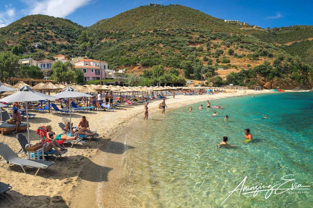 Η κοσμοπολίτικη παραλία Κάλαμος στην Εύβοια, Amazing Kalamos beach in Evia island in Greece